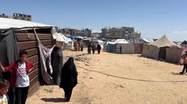 Israel kills 20 Palestinians in Gaza on Eid day (2)