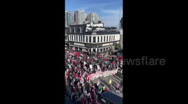 Canada: Thousands of protestors took to the streets in Ottawa, Canada to say hands off Gaza