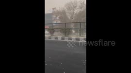 India: Massive Dust Storms Sweep Through Delhi-NCR, Causing Flight Delays 2