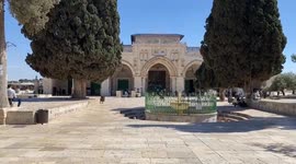 Israel: Illegal Israeli settlers storm Jerusalem's Al-Aqsa Mosque amid Jewish Passover holiday (2)