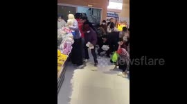 Chinese supermarket's steamed bun promo sparks chaos as elderly customers scramble on all fours