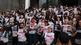 France: French journalists rally in Paris to show solidarity with colleagues in Gaza (2)