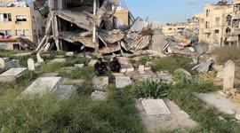 Gaza Strip: Gazans visit graves of family members killed in Israeli Strikes