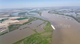 Severe floods from Mississippi River submerge fields in Illinois