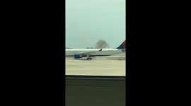 Delta Air Lines engine fire shocks passengers in Florida