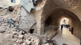 Gaza: Muslims gather at destroyed mosques to perform prayers
