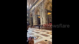 Vatican: Pope Francis’s Body Transferred to St. Peter’s Basilica