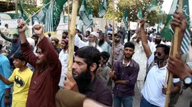 Pakistan: Protest erupts in Karachi over India’s suspension of water-sharing treaty with Pakistan