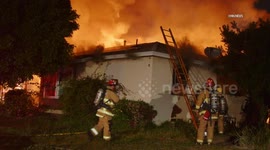 US, Los Angeles: Valley Glen House Engulfed In Flames