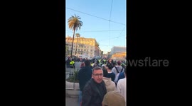 People Flock to St. Peter’s Square for Pope Francis’s Funeral 2