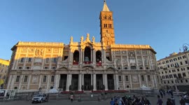 Italy: Crowds gather in Rome ahead of Pope Francis’ funeral at Santa Maria Maggiore (2)