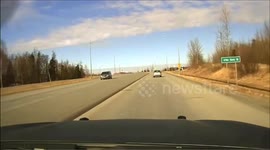Meteor streaks across sky in Alaska during April Lyrids