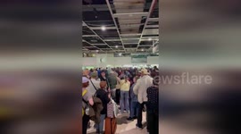 Power outage leaves passengers stranded at Barcelona Sants Station