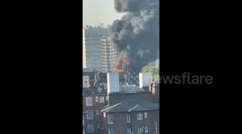 UK: Fire Breaks Out At Electrical Substation In West London 3