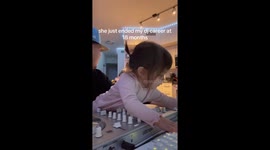 1-year-old DJ hijacks the decks—Loops the drop like a festival pro