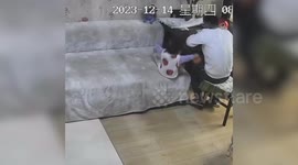 Moment quick-thinking dad saves daughter from nasty fall