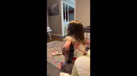 Little girl performs 'You Are My Sunshine' with heartfelt emotion and joy