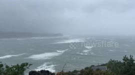 New Zealand: Strong Gales Batter Wellington Causing Power Outages, Flight Disruptions 2