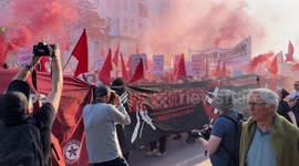 Tens of Thousands March in Berlin’s May Day Rally