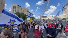 Israel: Israeli demonstrators clash with police in Jerusalem amid anti-government protests