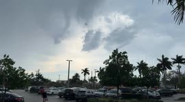Thunderstorm & heavy rain in Palm beach County