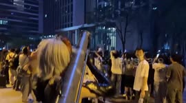 Couple having sex in hotel without closing the curtains cause a scene