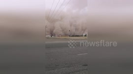 Dust storm avalanche engulfs homes in Saudi Arabia