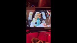 Baby’s first car wash takes a hilarious turn—Sibling sabotage sparks 6 million views