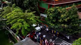Indonesia: Indonesia's Prabowo, Bill Gates visit Jakarta school to promote free meals, health program