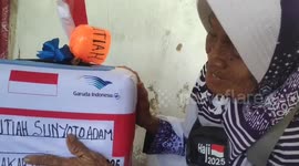 Indonesia: 107-Year-Old Grandmother from Lampung Embarks on Hajj, Becomes Oldest Pilgrim in Indonesia