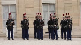 France: French president welcomes Ecuadorian counterpart at Elysee Palace
