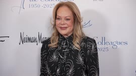 US: The Colleague's Annual Spring Luncheon and Oscar de la Renta Fashion Show