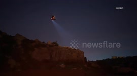 US, Los Angeles: Chatsworth Brush Fire Sparks Response at Stoney Point Park