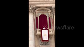 Vatican: Thousands Gather for Pope Leo XIV’s First Regina Caeli Prayers 2