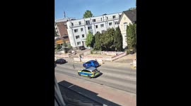 Police chase suspect car through sidewalk in Rahlstedt, Hamburg, Germany