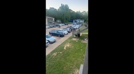 Man flees on foot after falling during police chase in Winnfield, Louisiana, USA