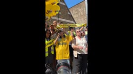 Hamas hostage welcomed home by football fans in London