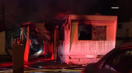 US, Phoenix: Mesa Main Street Mobile Home Fire