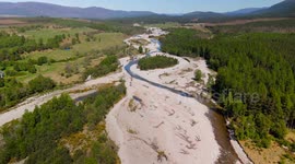 Drone footage of low water level in Scotland's River Feshie