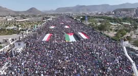 Yemen: Thousands rally in Yemeni capital to support Gaza and denounce US strikes