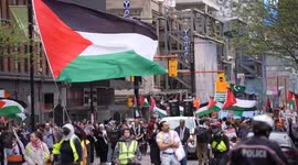 Canada: Demonstrators in Toronto rally against Israeli assault on Gaza on Nakba Day