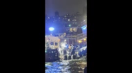 Brooklyn bridge boat accident - injured were moved to FDNY boat