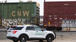 US, Bakersfield: Bakersfield Train vs Pedestrian Collision Leaves One Dead