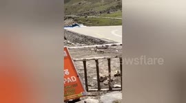 India: The dangerous live video of a helicopter's emergency landing in Kedarnath, Uttrakhand