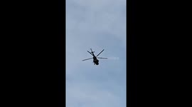 Paratrooper's parachute fails during army exercise