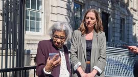 Laila Soueif mother of imprisoned Egyptian writer Alaa Abd El-Fattah announces full hunger strike