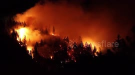US: Raging Wildfire Forces Evacuations Threatens Hundreds Of Homes