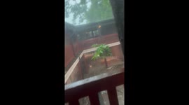 US: Intense Hail Pounds Oklahoma Amid Severe Weather Outbreak 3