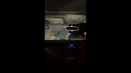 Truck nearly tips over while swerving on busy road in Bengaluru, India