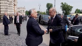 Hungary: Erdogan meets Hungarian PM Orban ahead of Turkic States summit